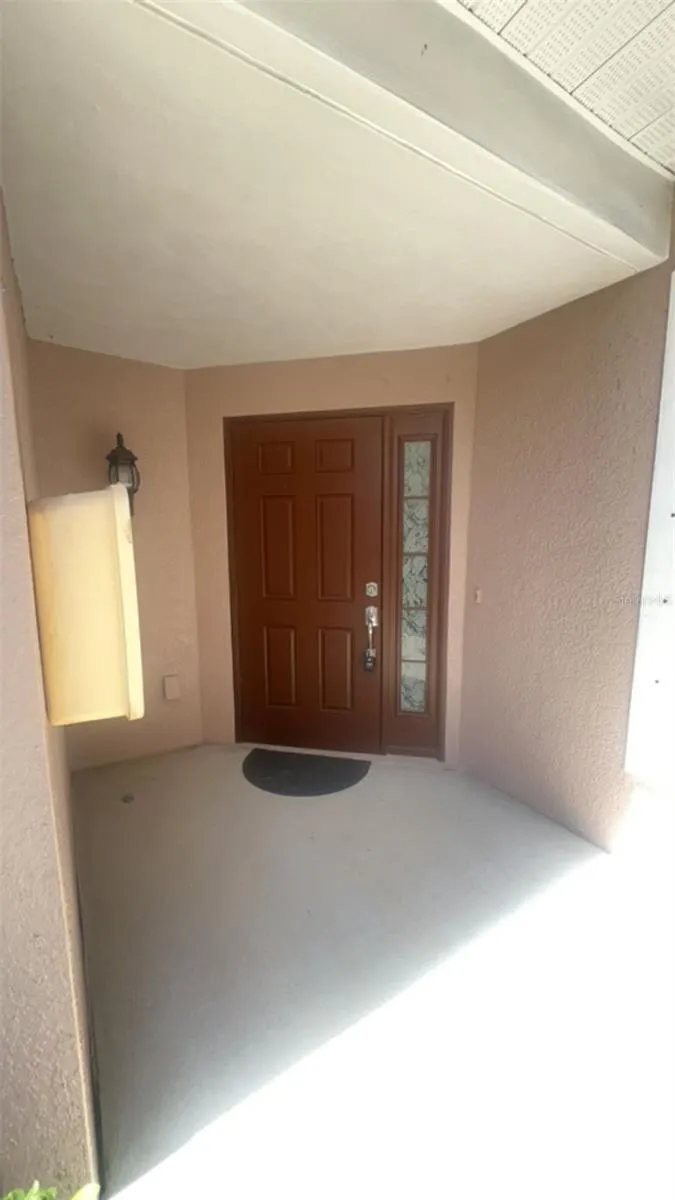 2066 CARRIAGE LN