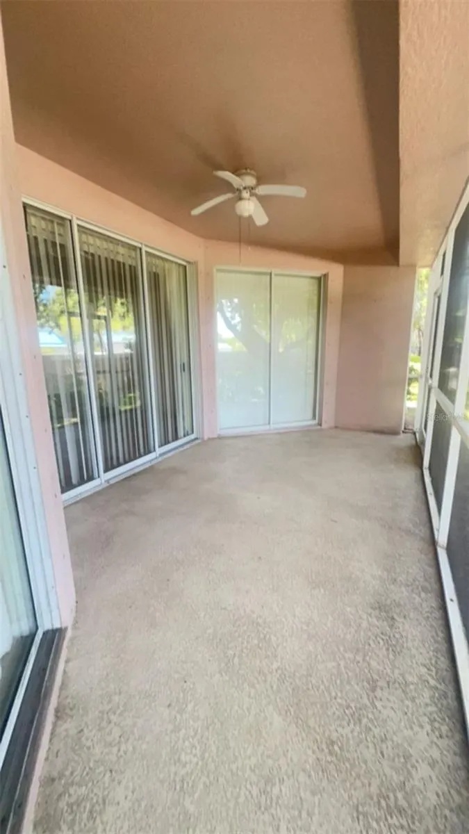 2066 CARRIAGE LN