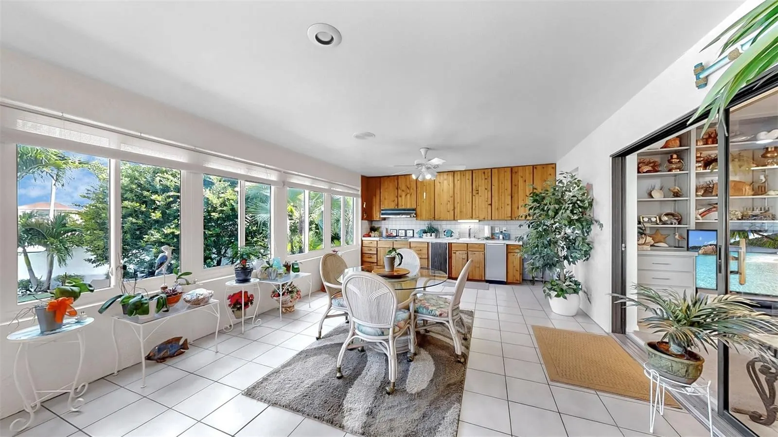 929 SYMPHONY ISLES BLVD