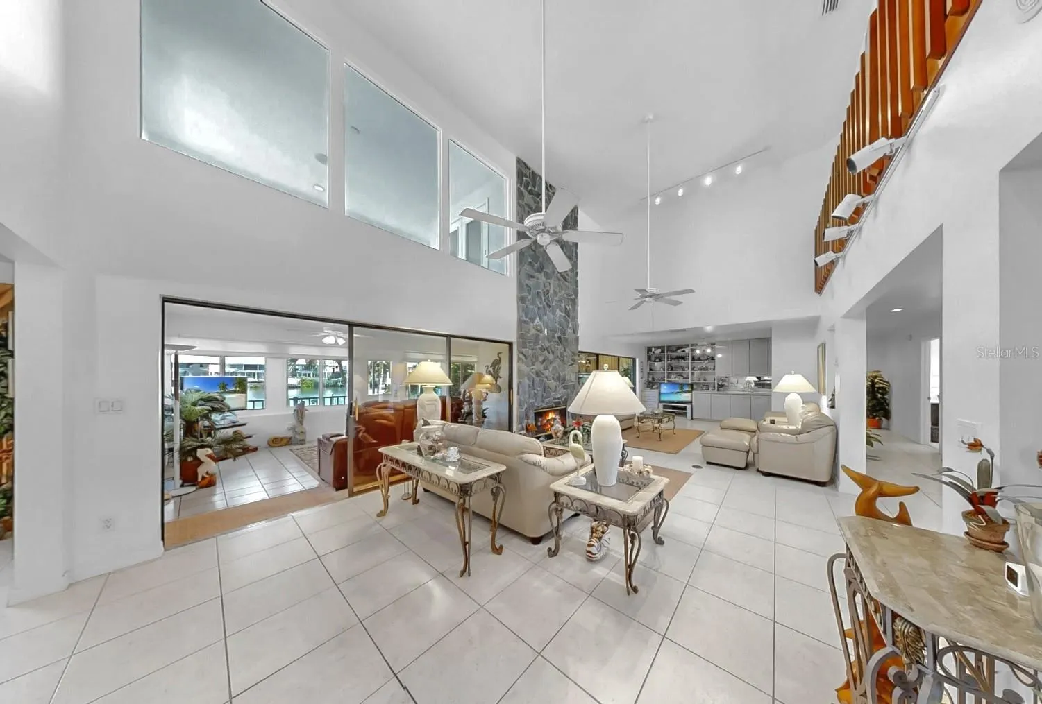 929 SYMPHONY ISLES BLVD