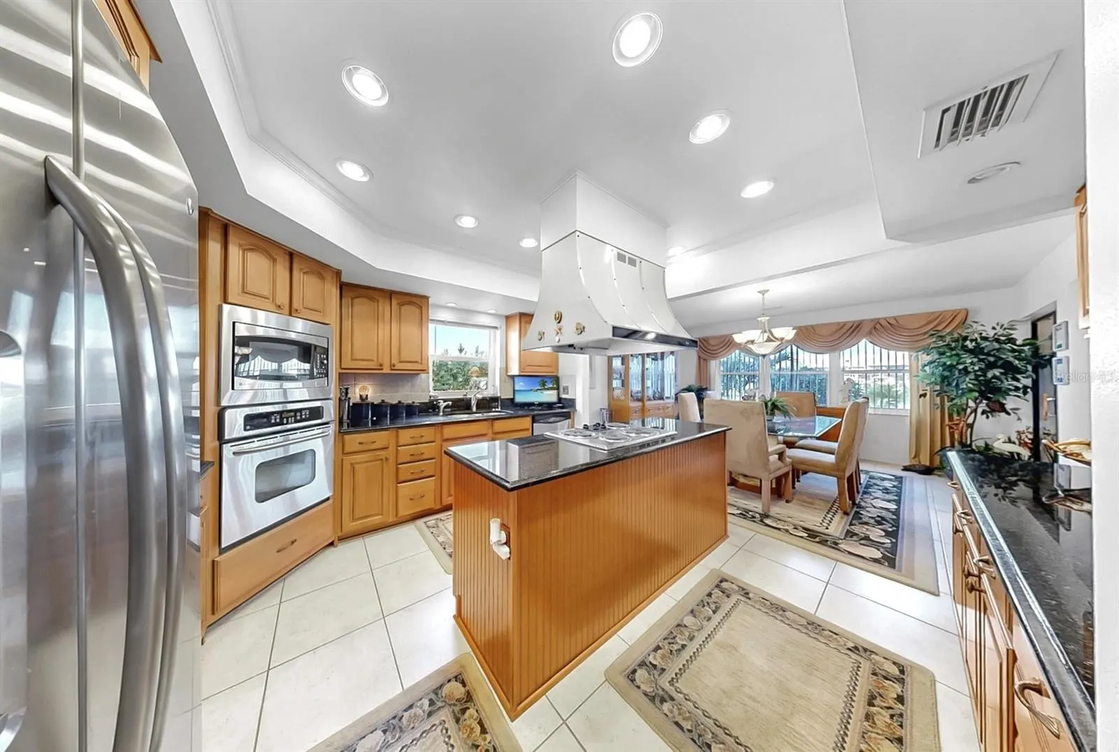 929 SYMPHONY ISLES BLVD