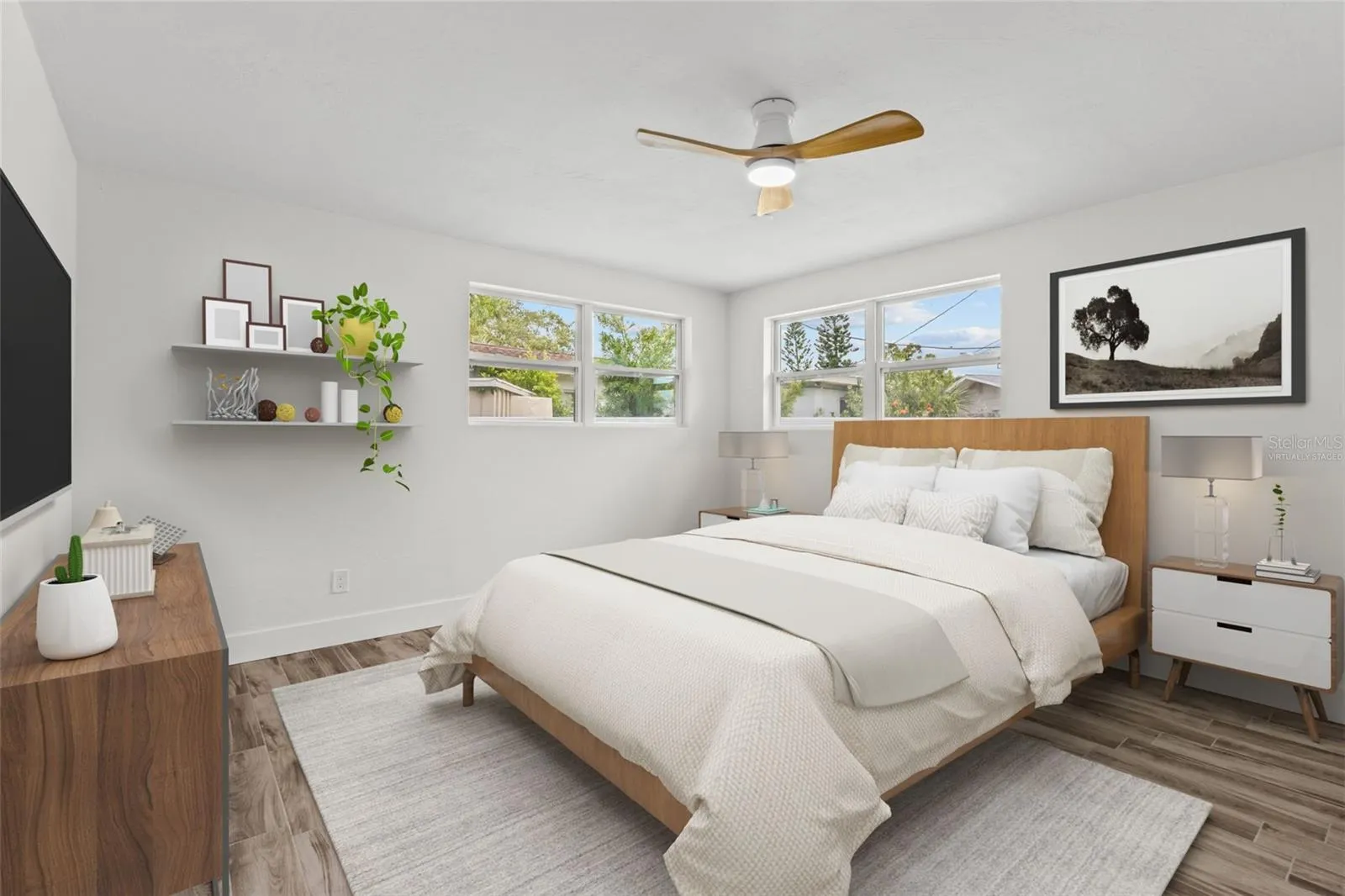 3621 SEAROBIN DR SE