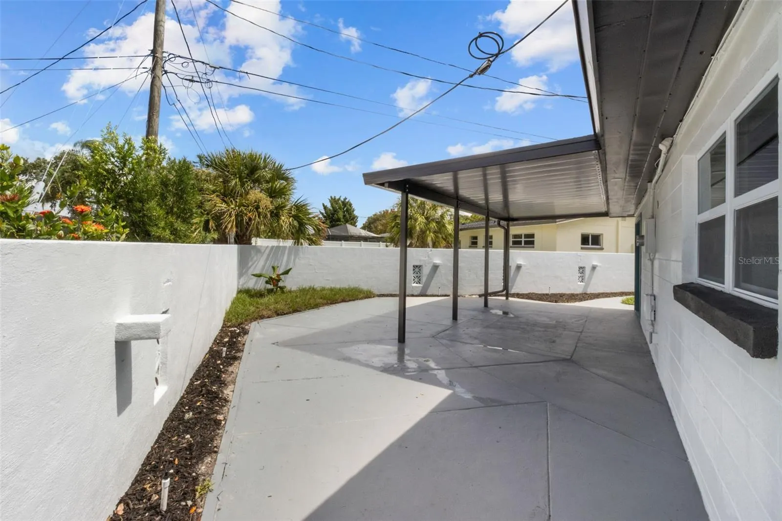 3621 SEAROBIN DR SE