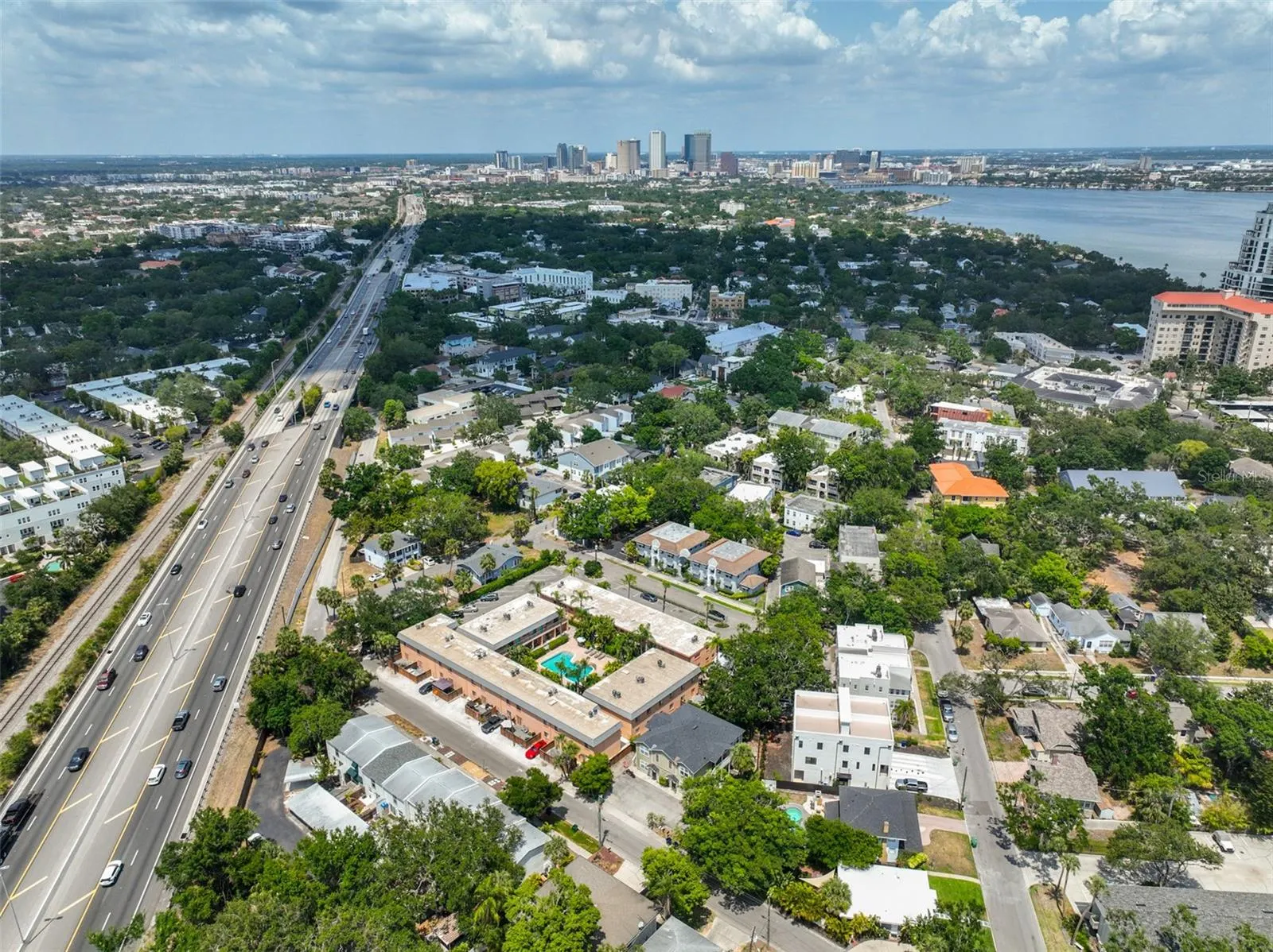 2011 S CAROLINA AVE
