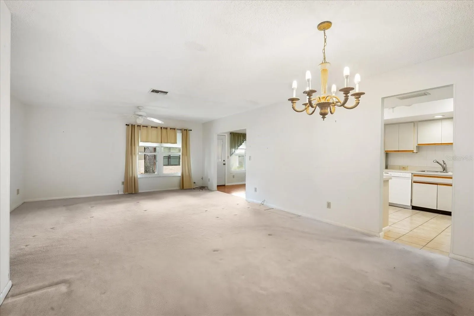 8704 40TH LN N