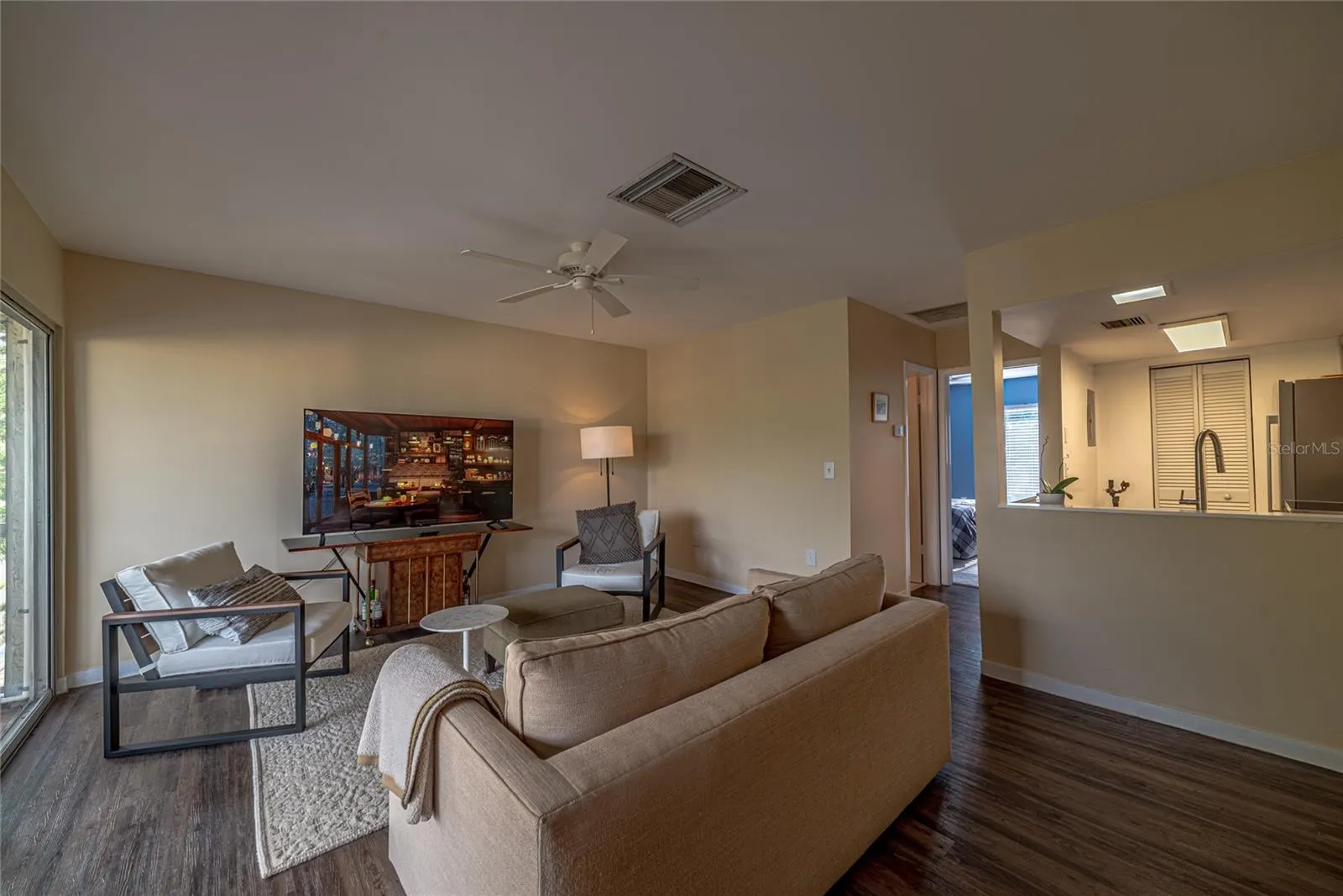 3861 S LAKE DR #156, #156