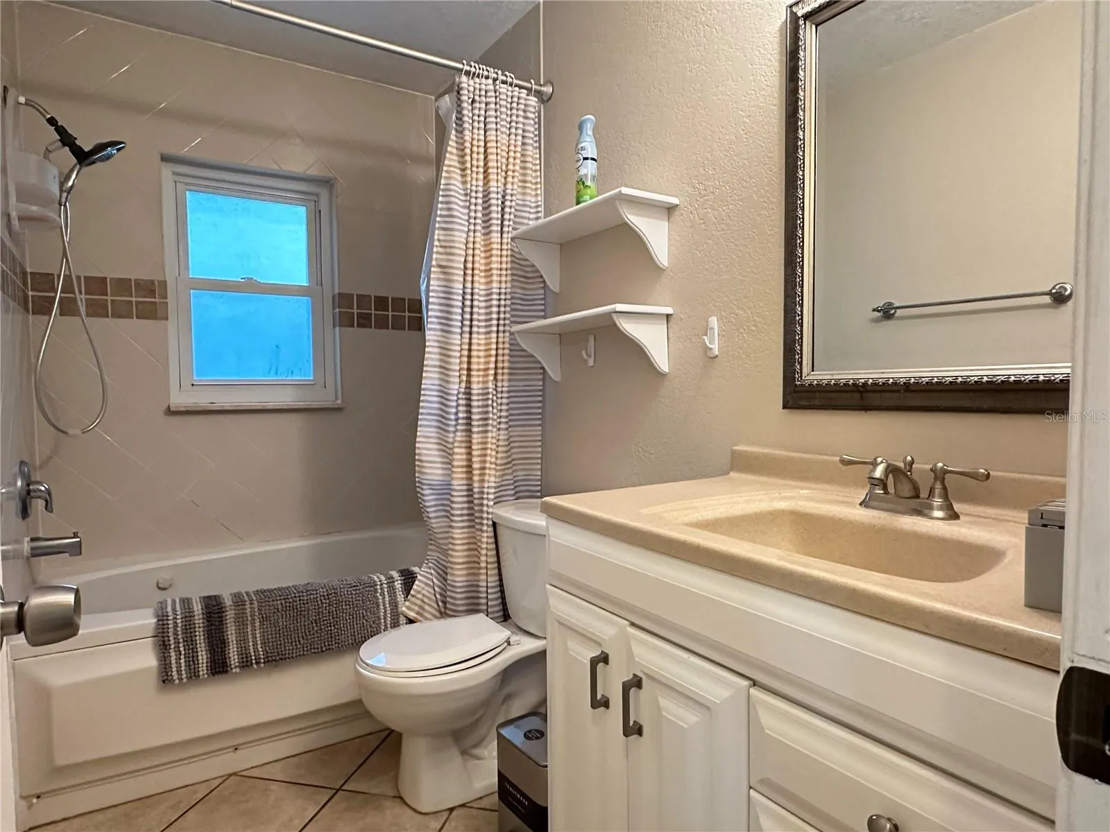3324 BRIARWOOD LN