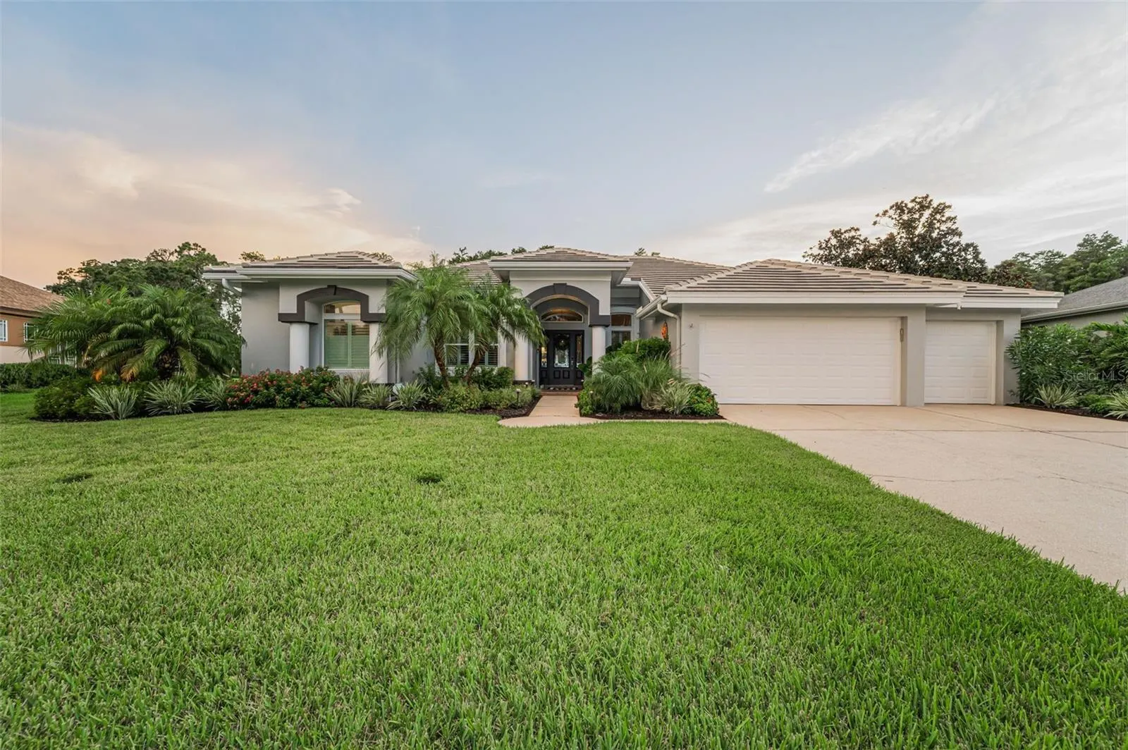 4626 AYRON TER