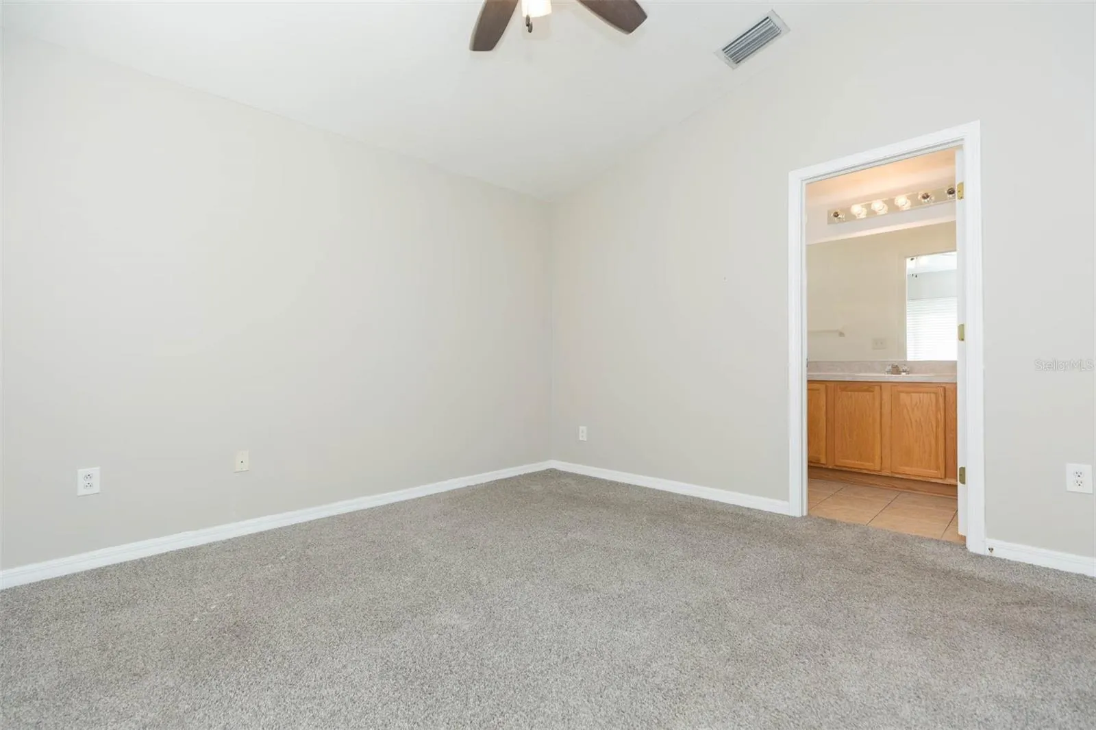 31436 TRIBOROUGH DR