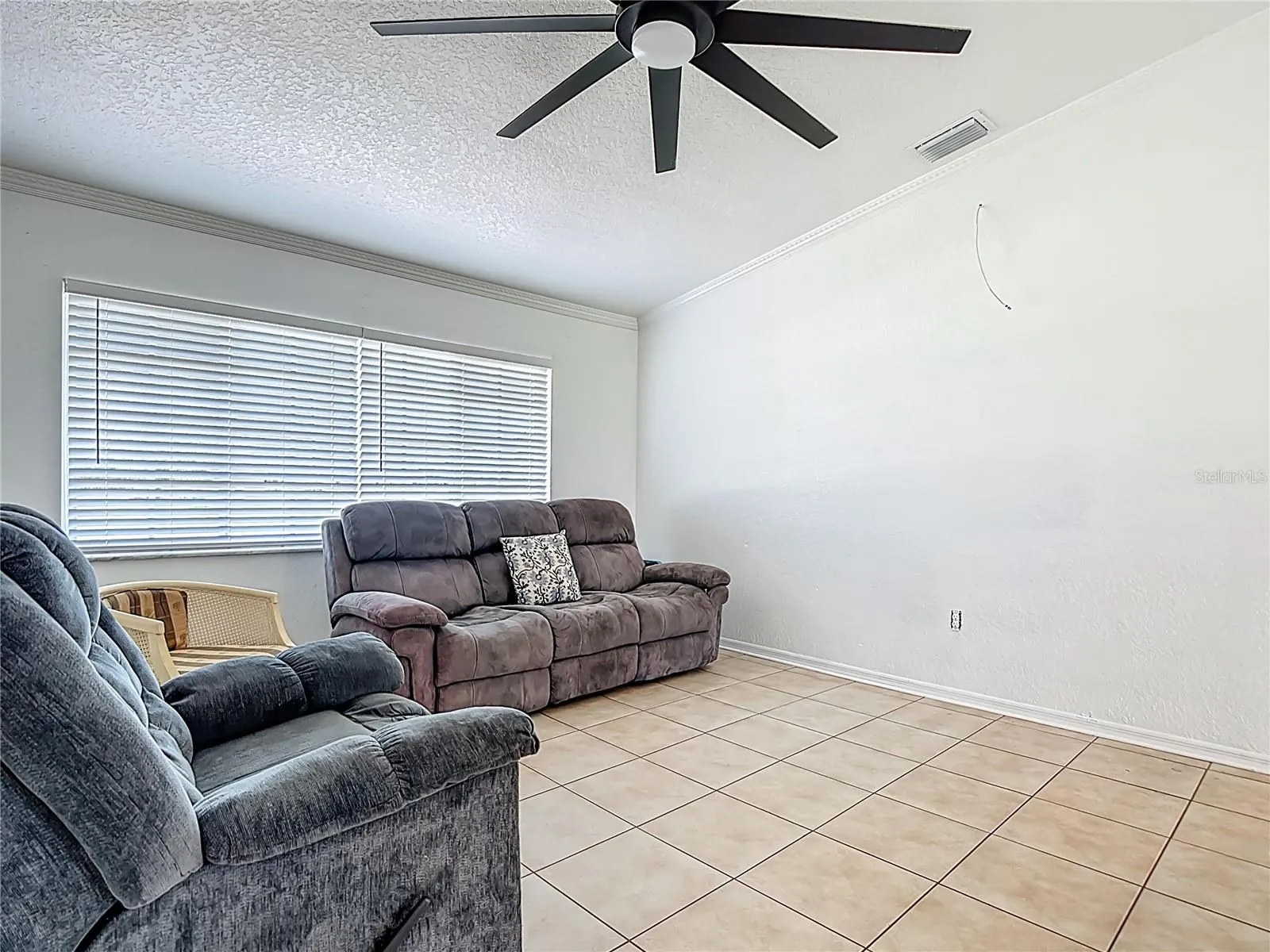 19359 BOULDER AVE