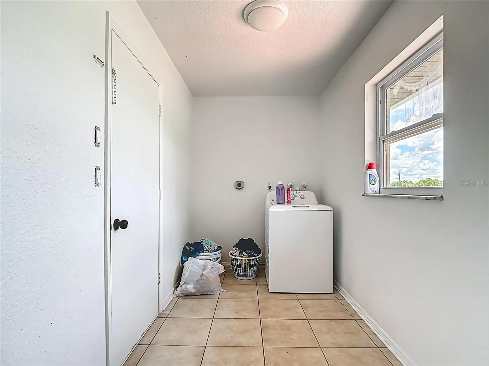 19359 BOULDER AVE