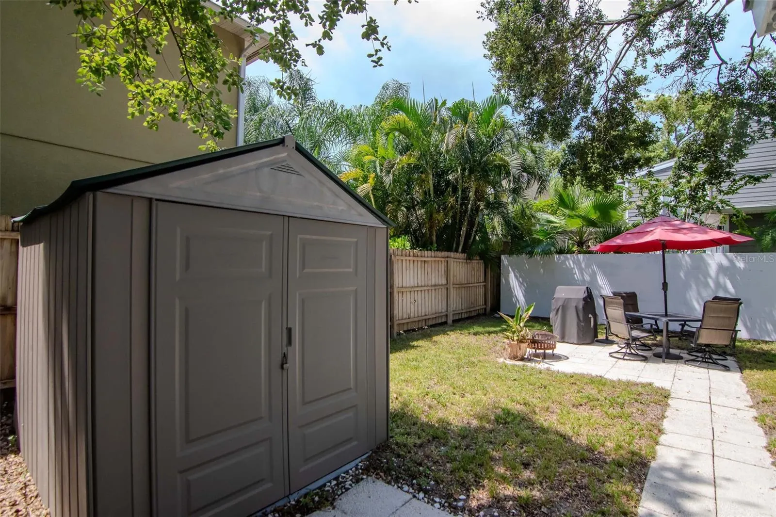 3323 W VILLA ROSA ST
