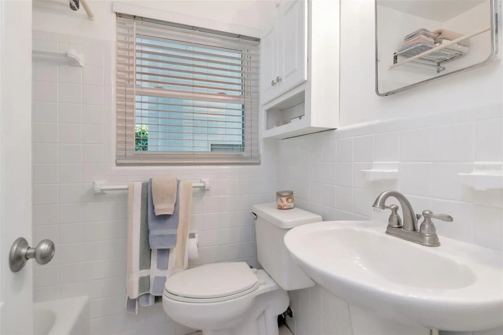 3323 W VILLA ROSA ST