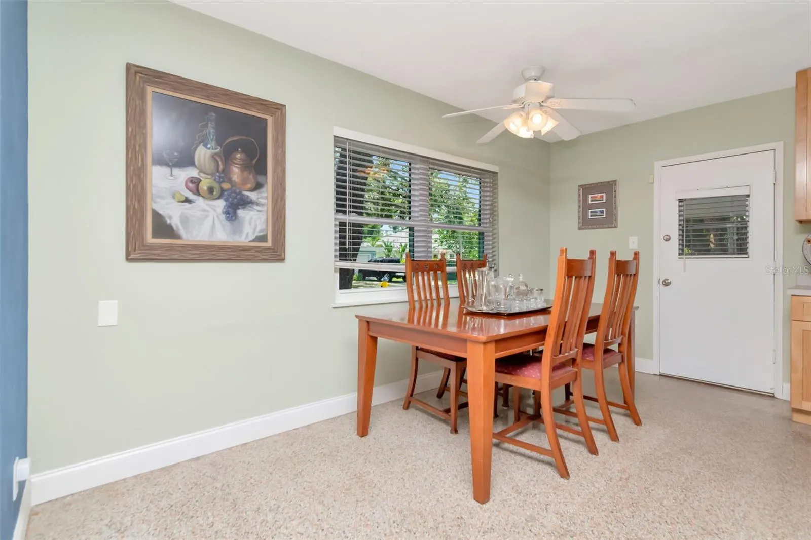 3323 W VILLA ROSA ST