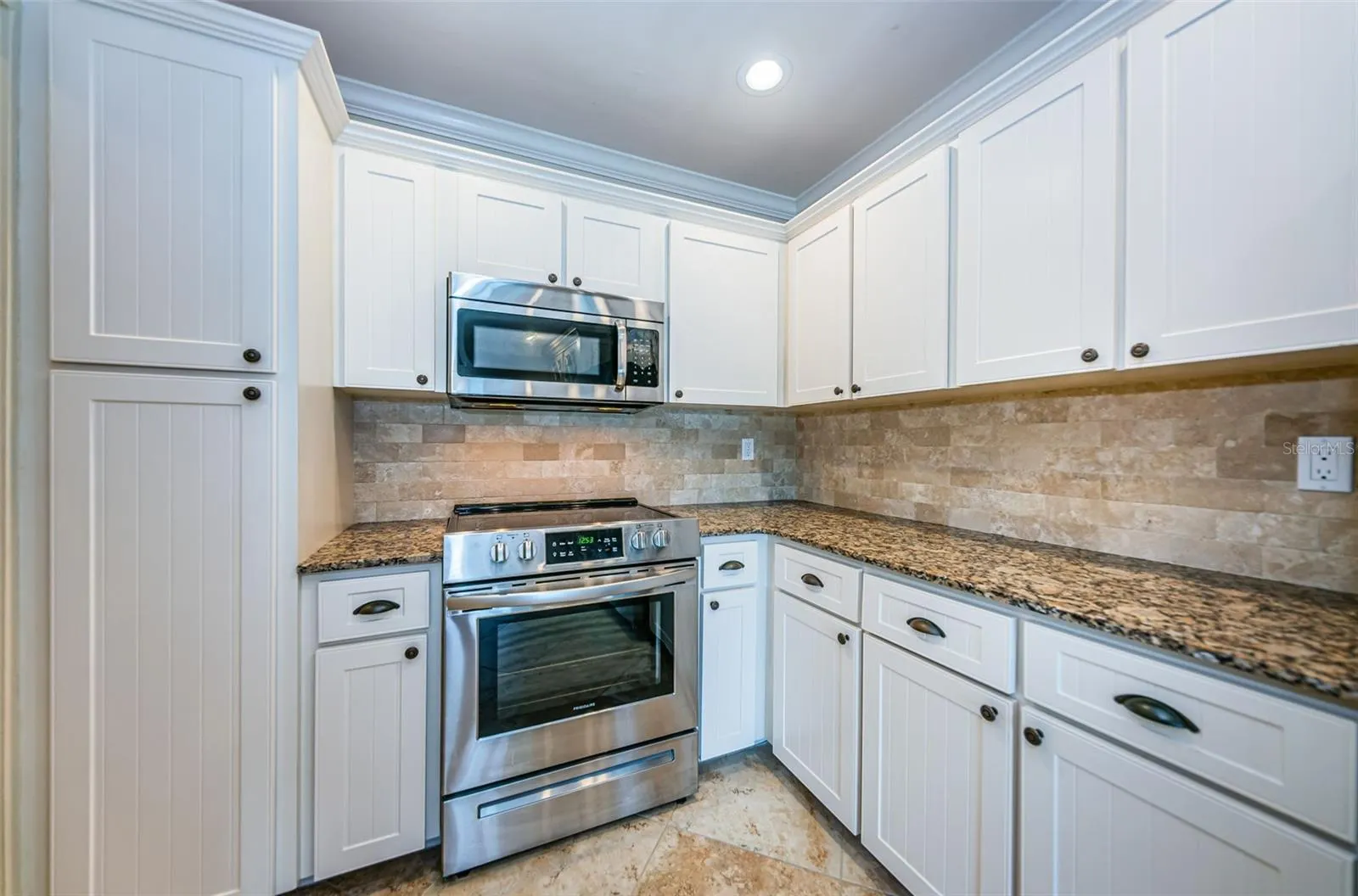 4916 MILANO CT NE