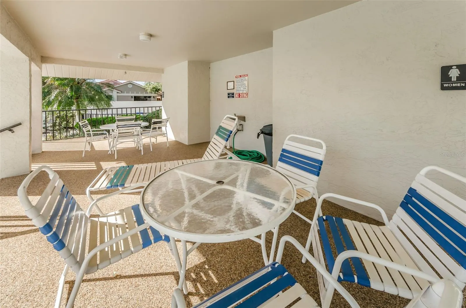4916 MILANO CT NE