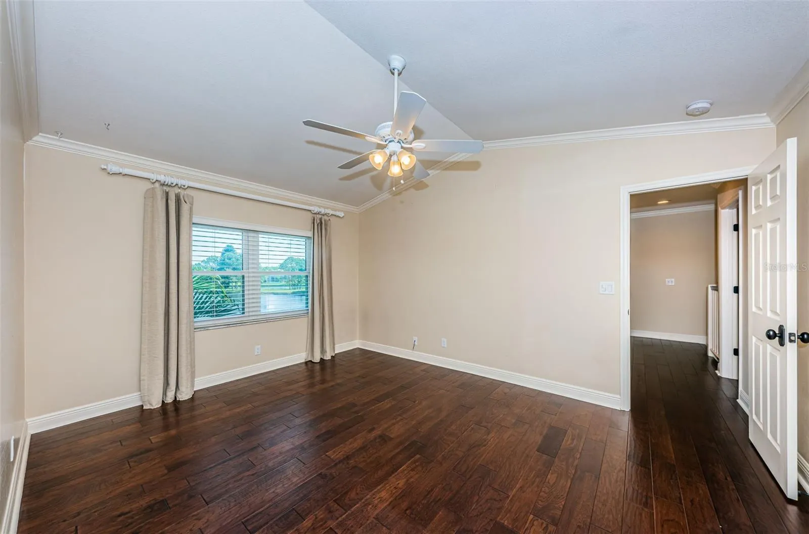 4916 MILANO CT NE