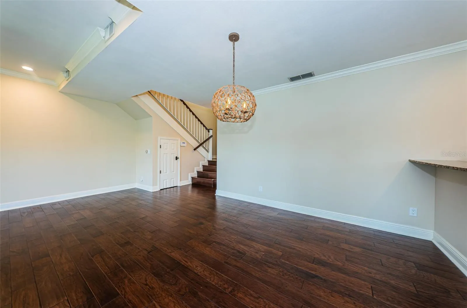 4916 MILANO CT NE