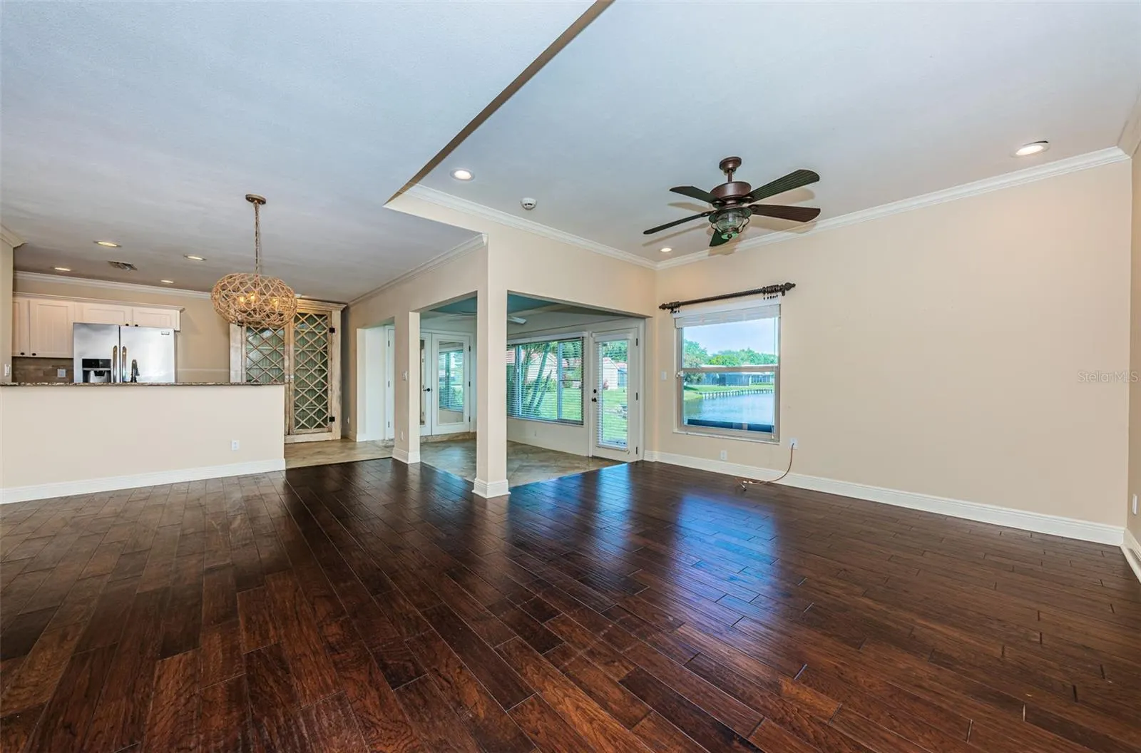 4916 MILANO CT NE