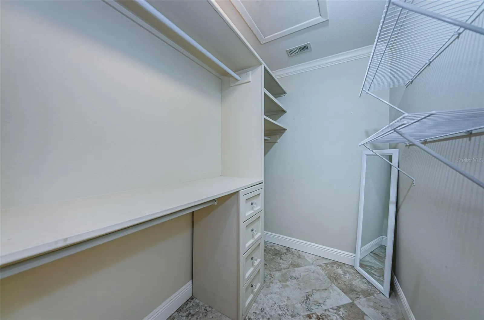 4916 MILANO CT NE