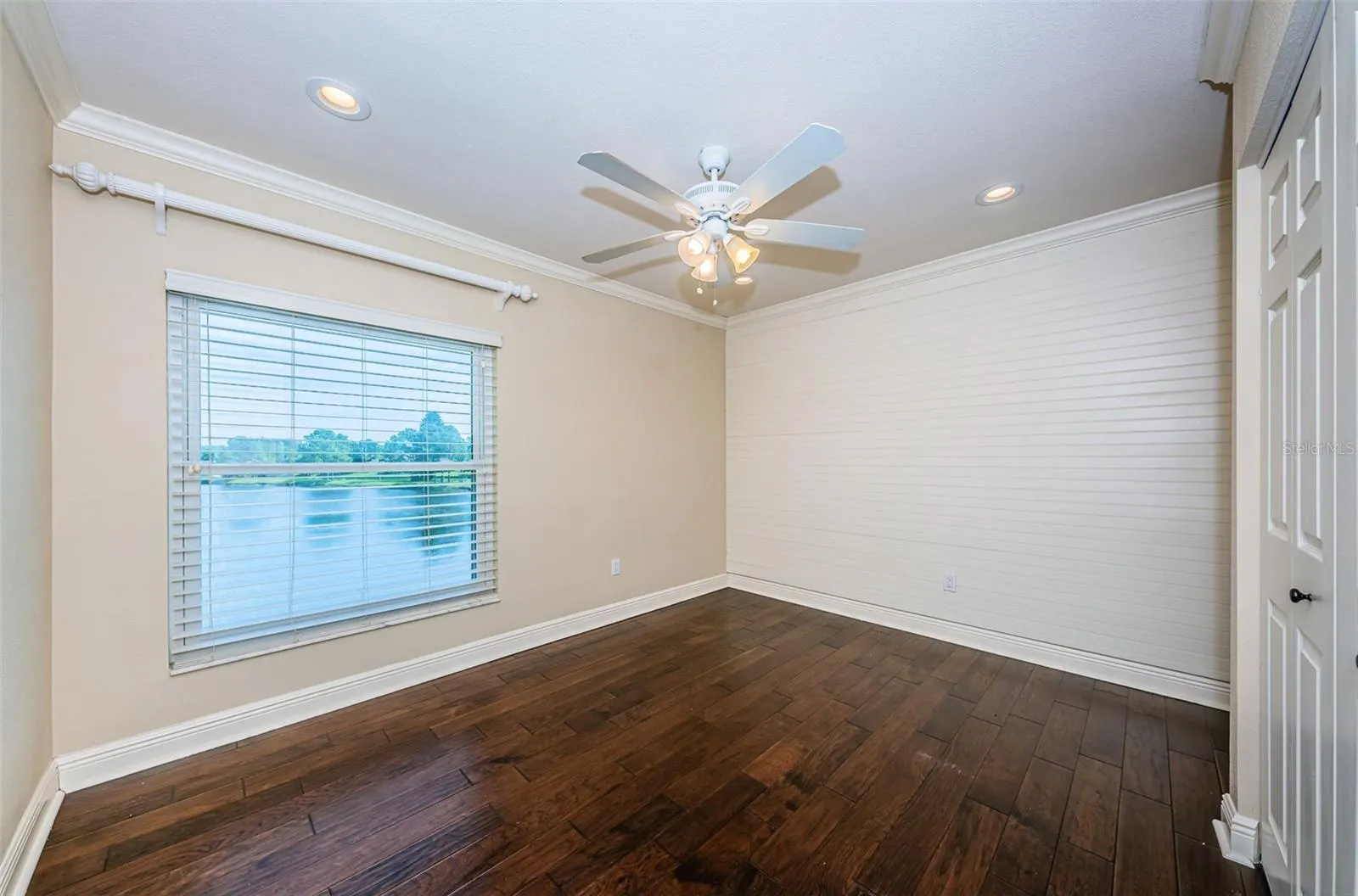 4916 MILANO CT NE