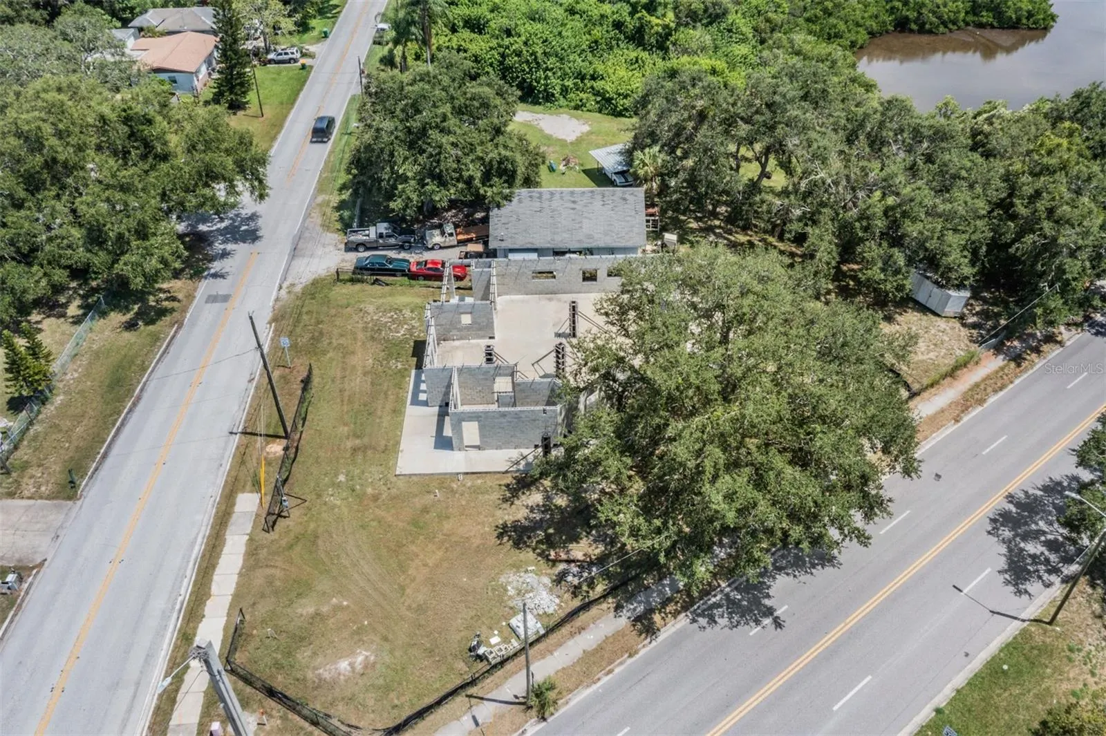 1764 OVERBROOK AVE
