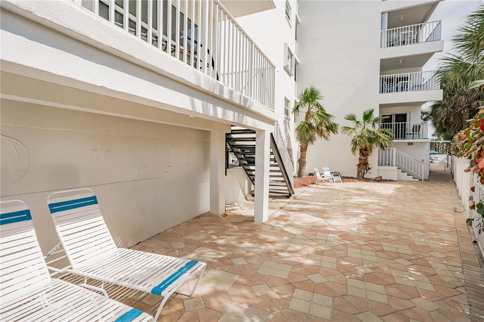 19610 GULF BLVD #409, #409