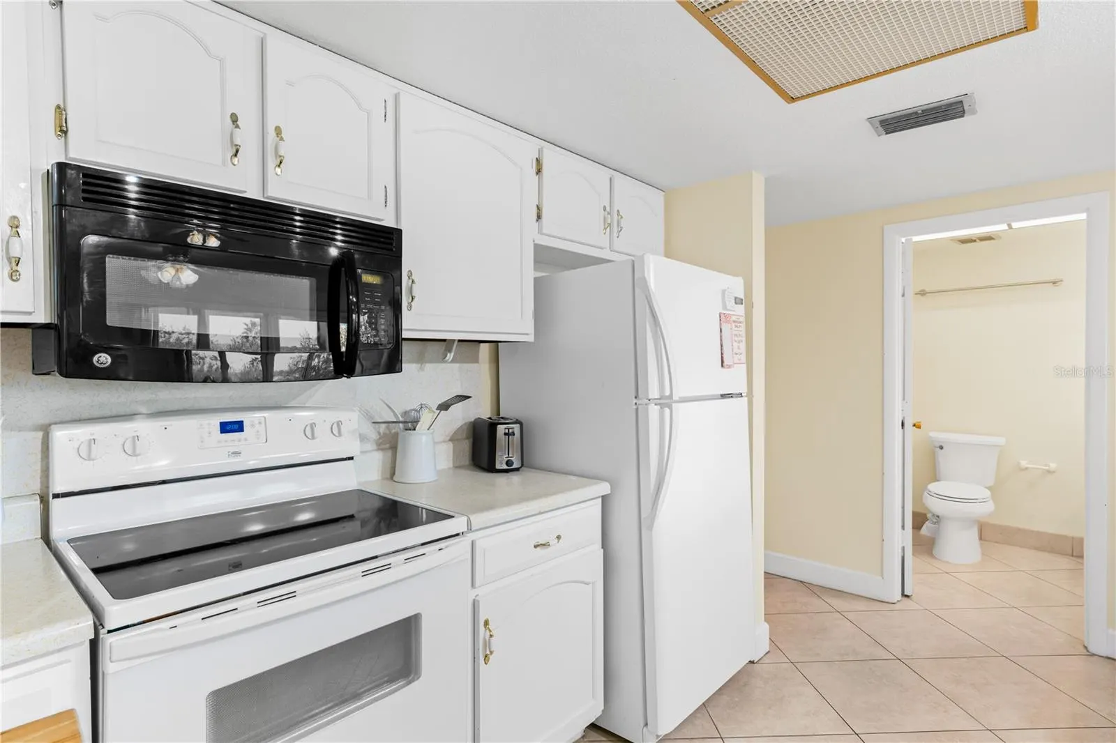 19610 GULF BLVD #409, #409