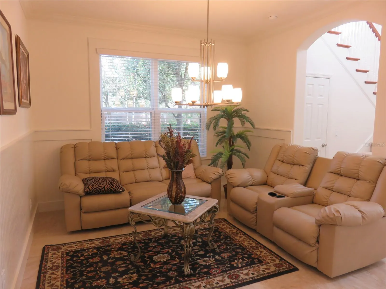 8811 CITRUS PALM DR