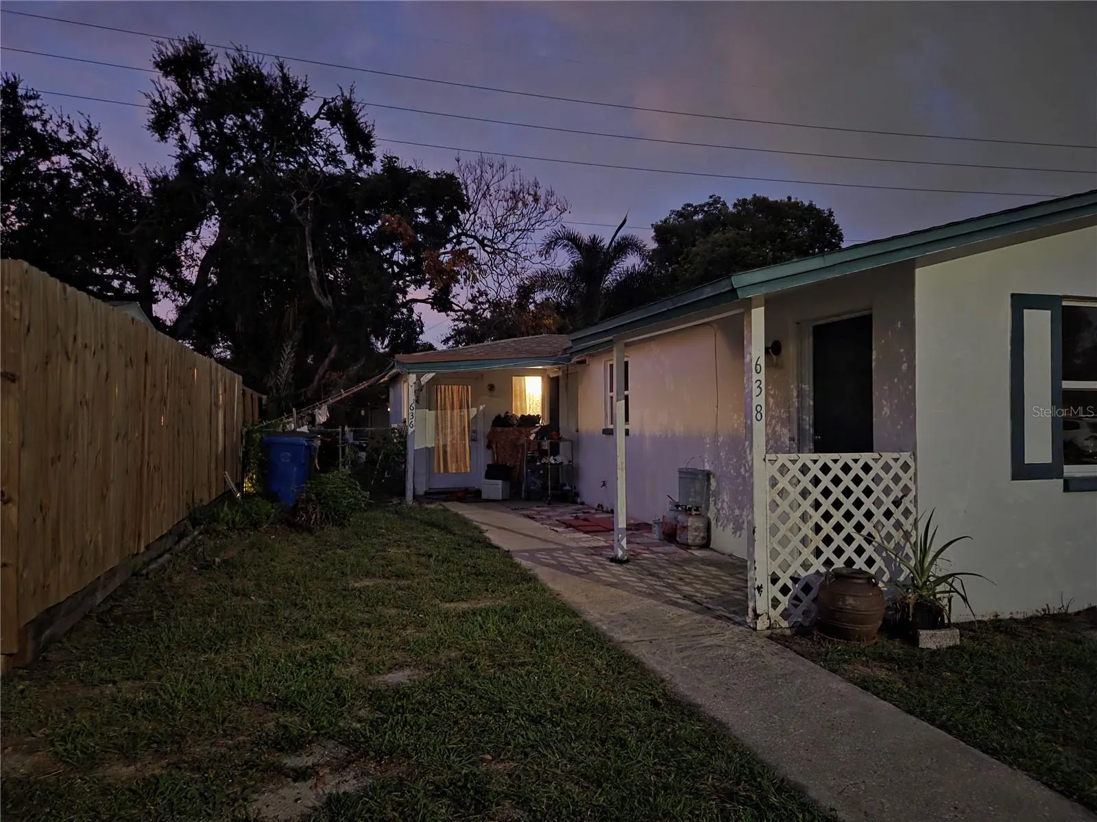 638 DOGWOOD CT
