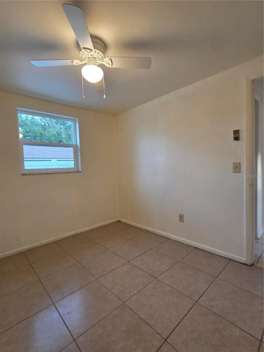 638 DOGWOOD CT
