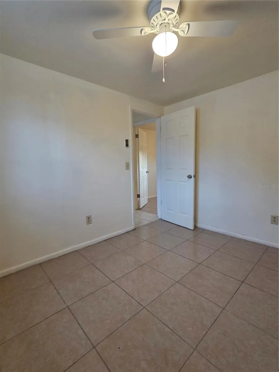 638 DOGWOOD CT