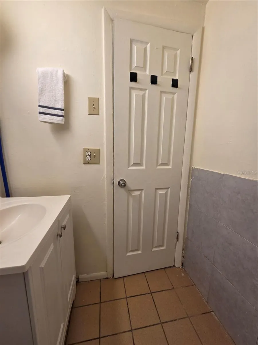 638 DOGWOOD CT