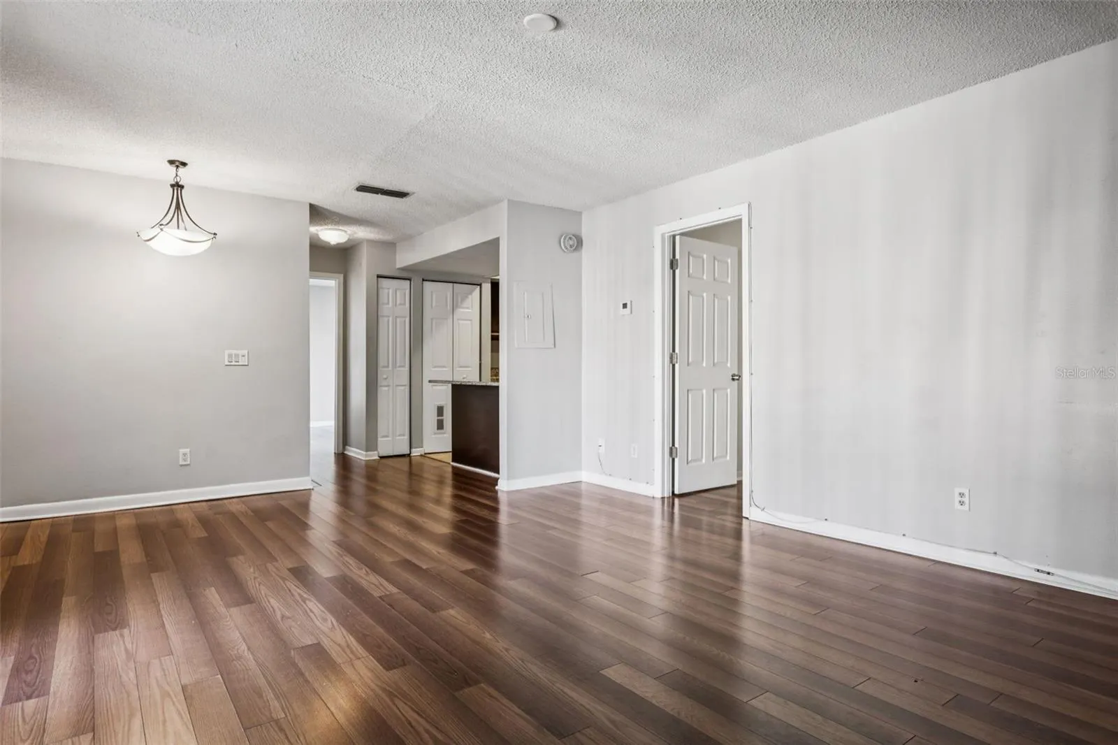 201 S ARRAWANA AVE #L, #L