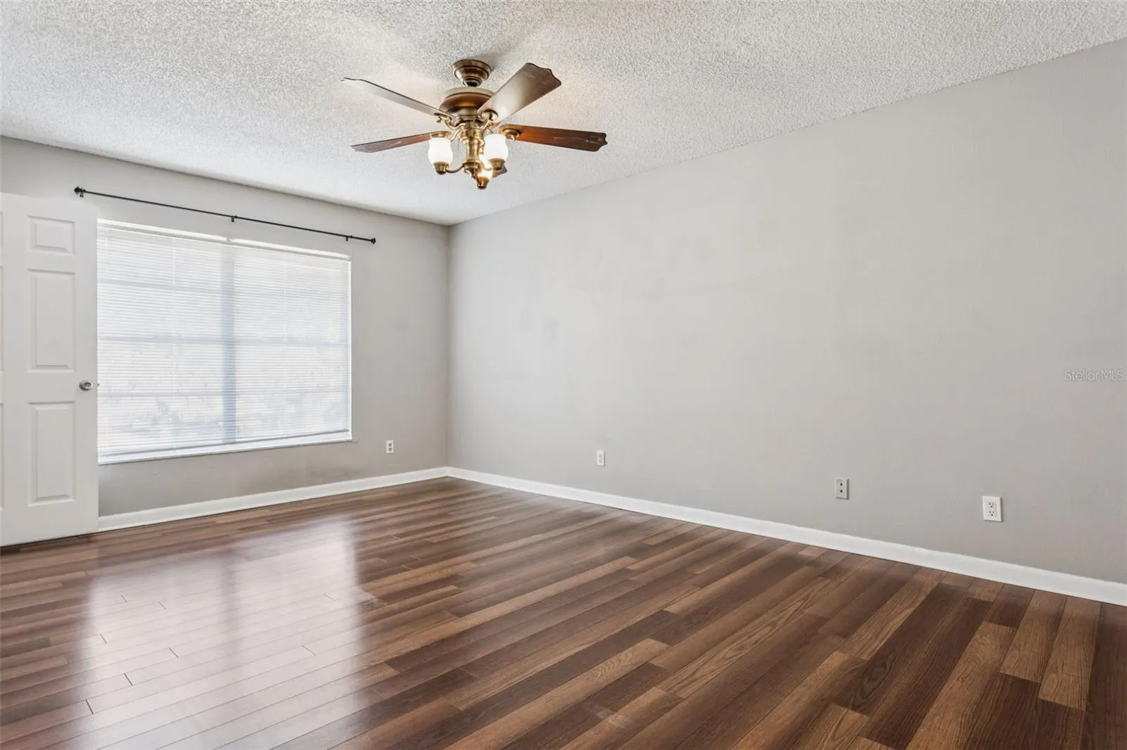 201 S ARRAWANA AVE #L, #L