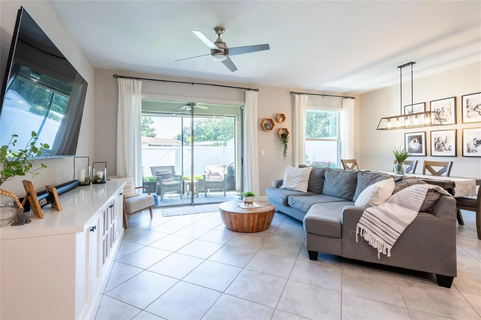 6815 VIA PERLOSO CT