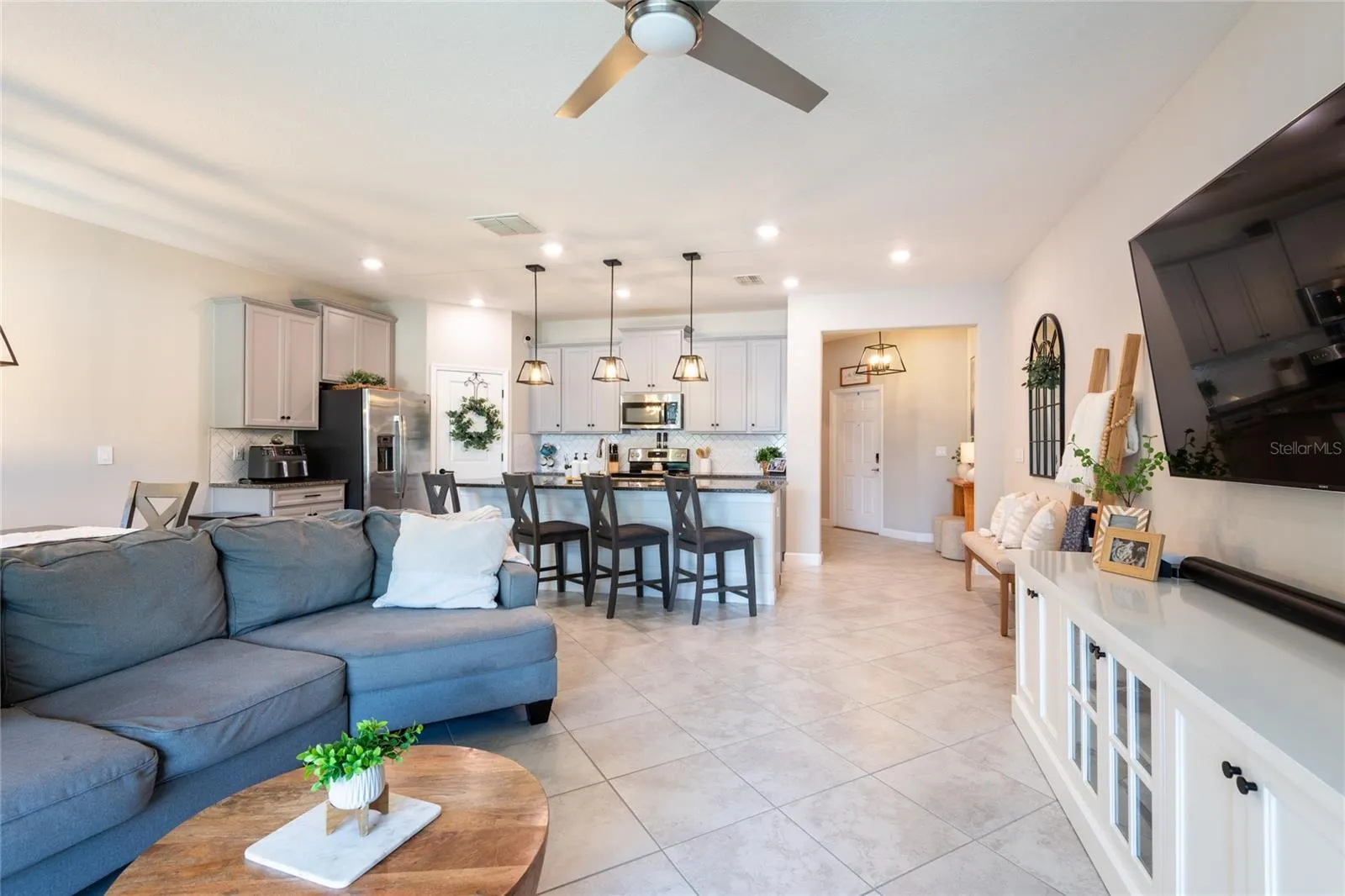 6815 VIA PERLOSO CT