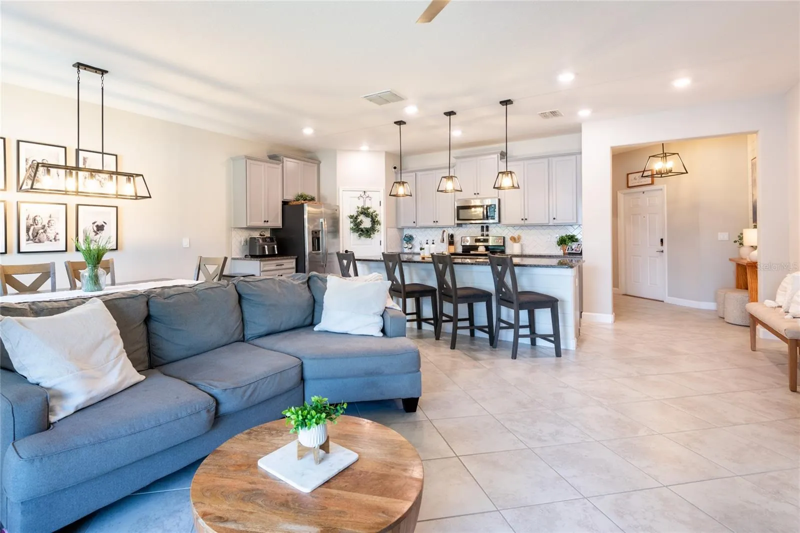 6815 VIA PERLOSO CT