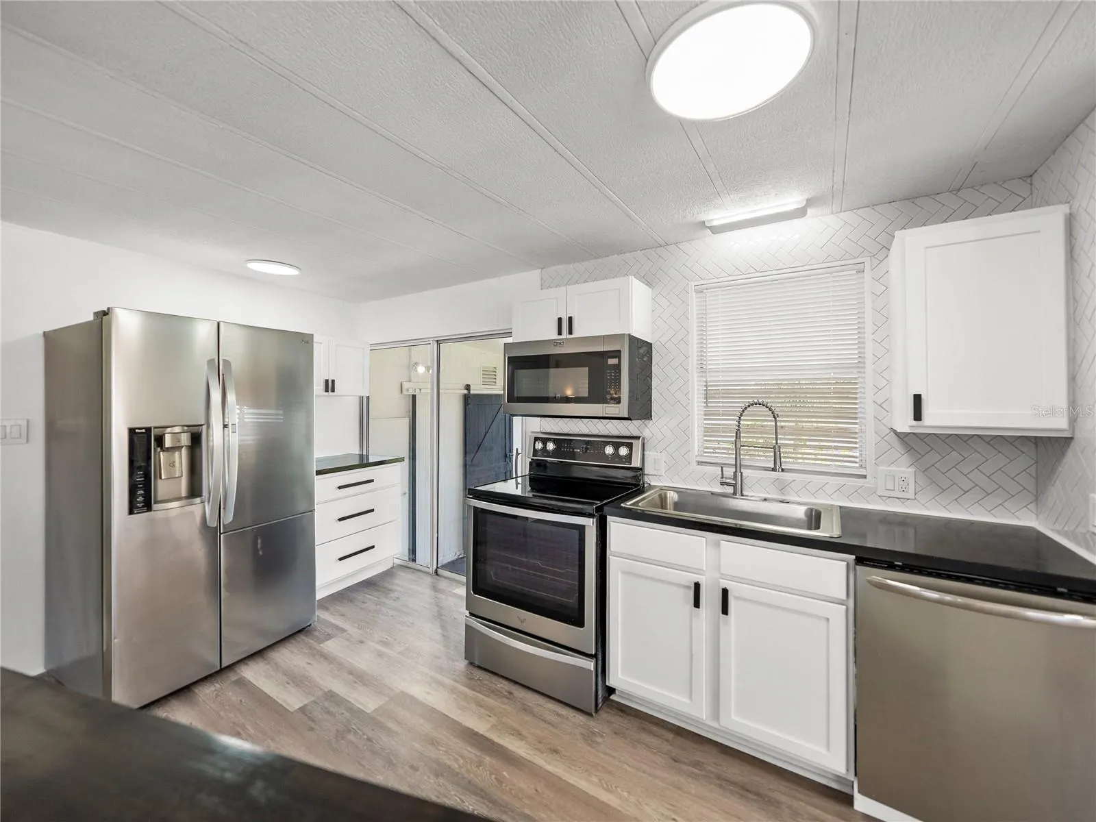 1610 REYNOLDS RD #35, #35
