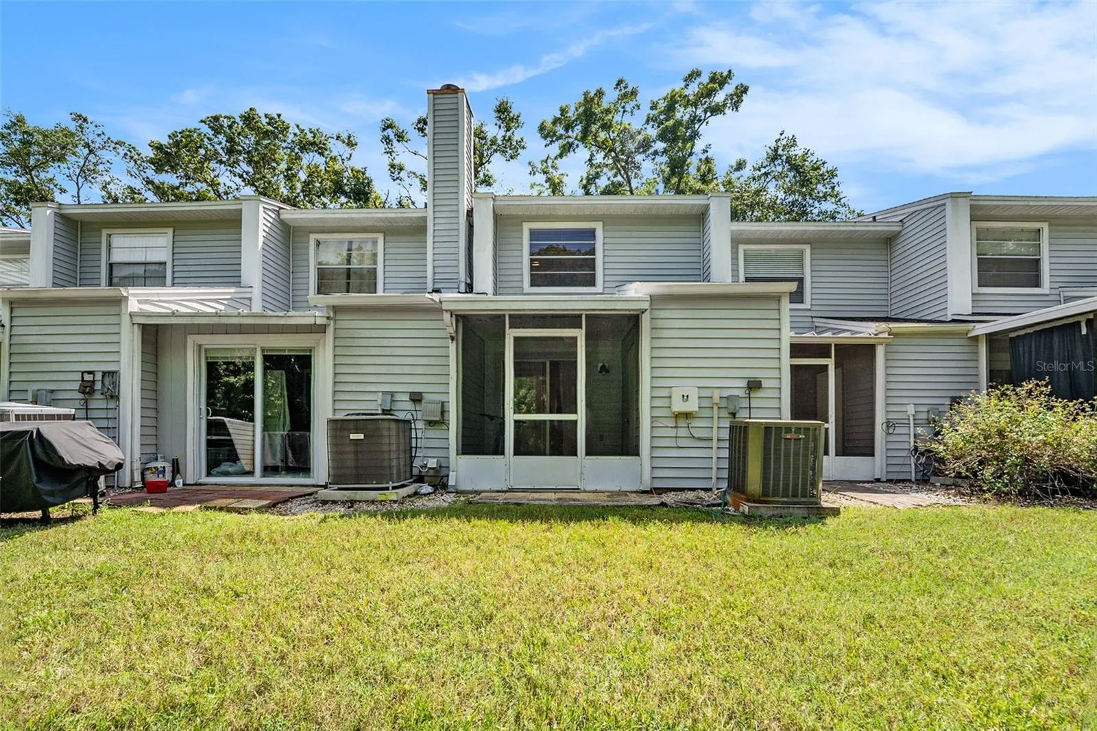 2175 FOX CHASE BLVD