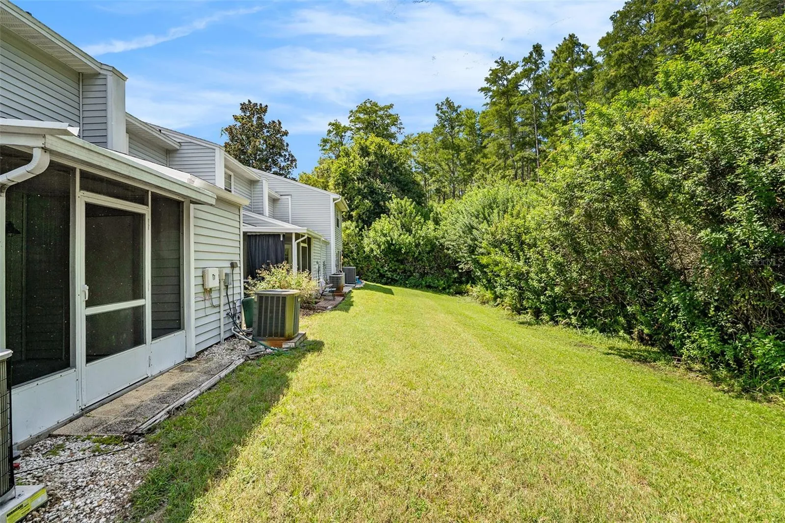 2175 FOX CHASE BLVD