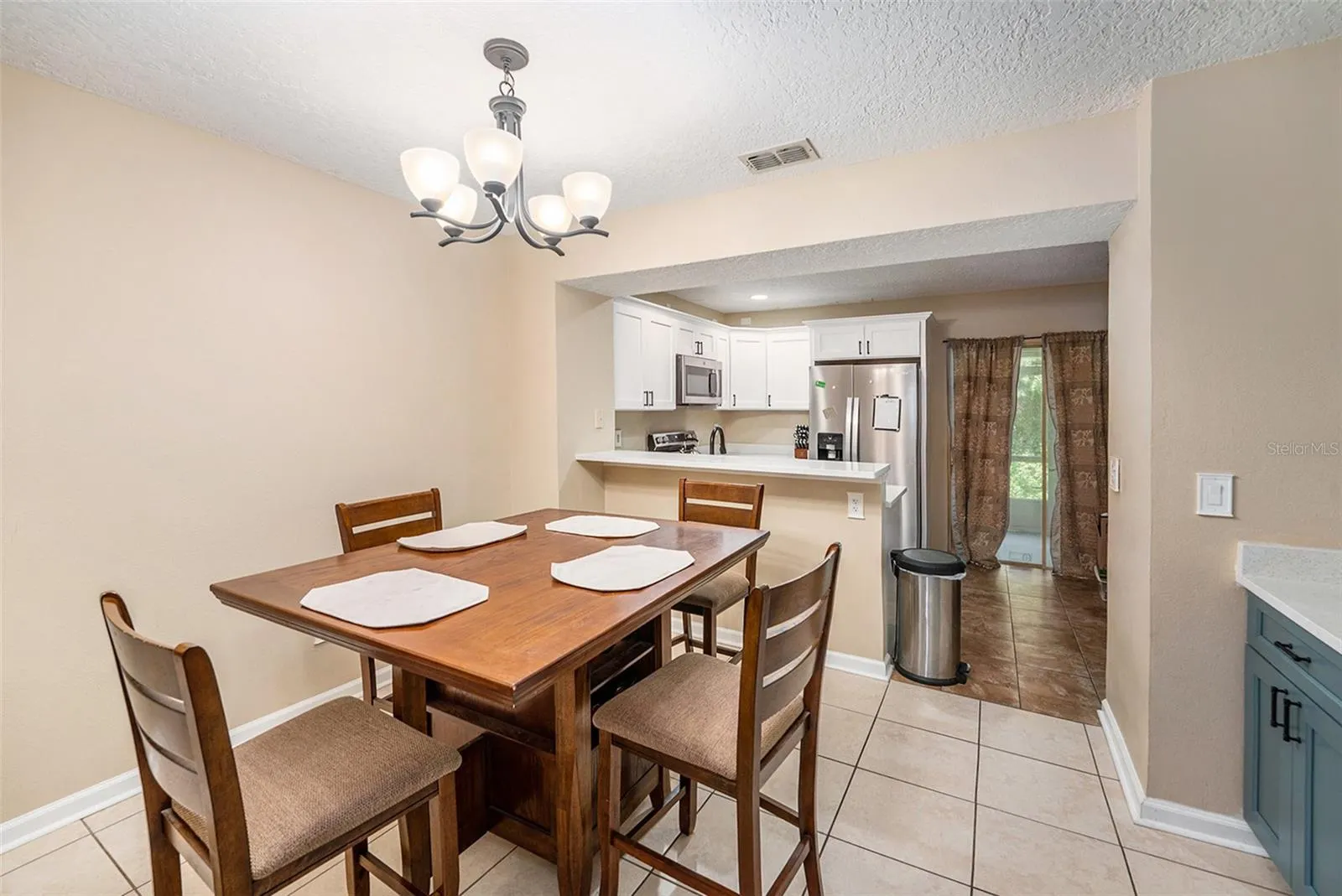 2175 FOX CHASE BLVD