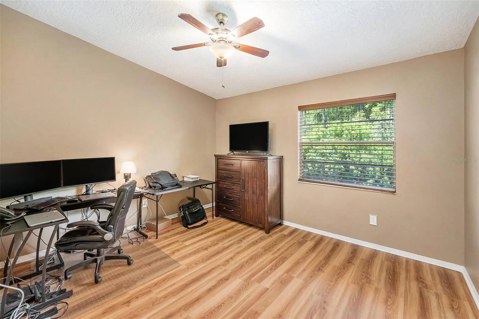 2175 FOX CHASE BLVD