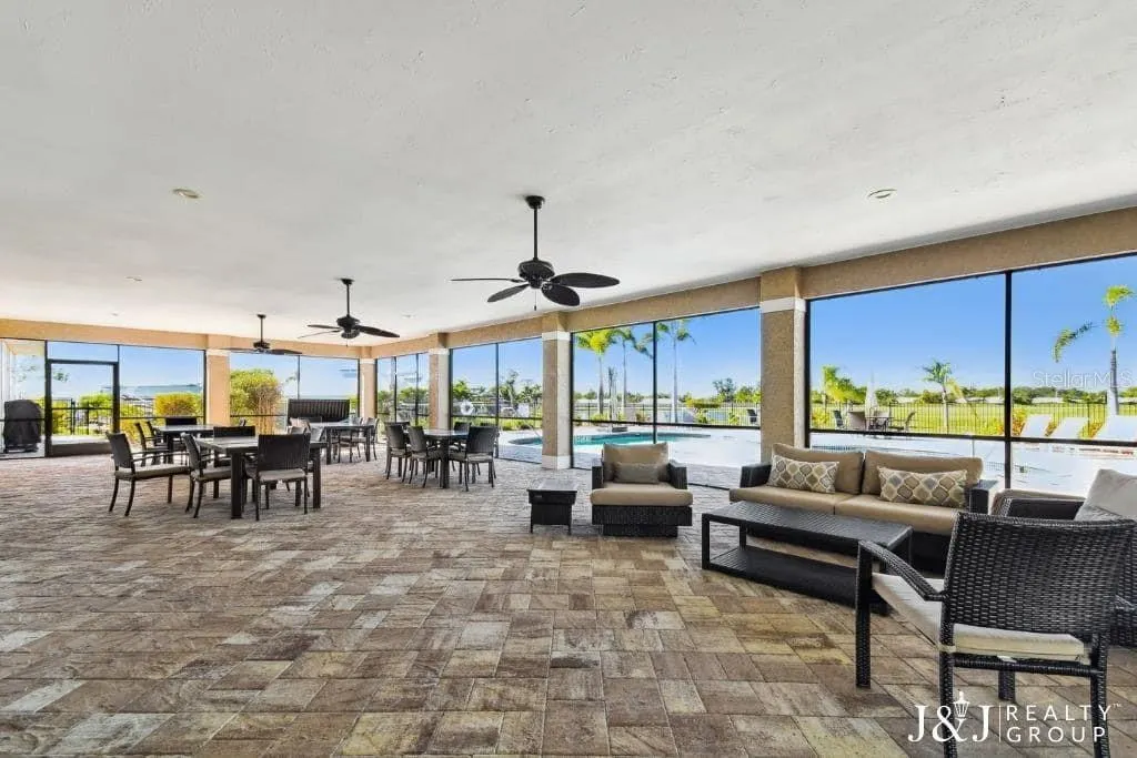 8588 SW SAND CRANE CIR