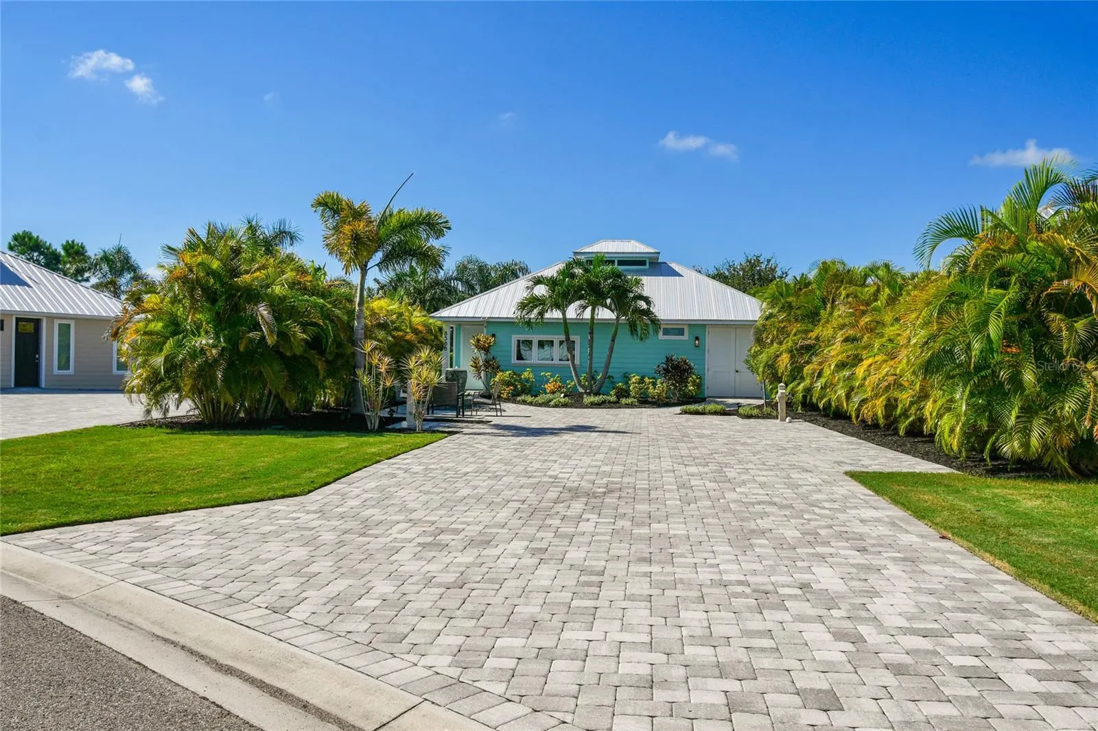8588 SW SAND CRANE CIR