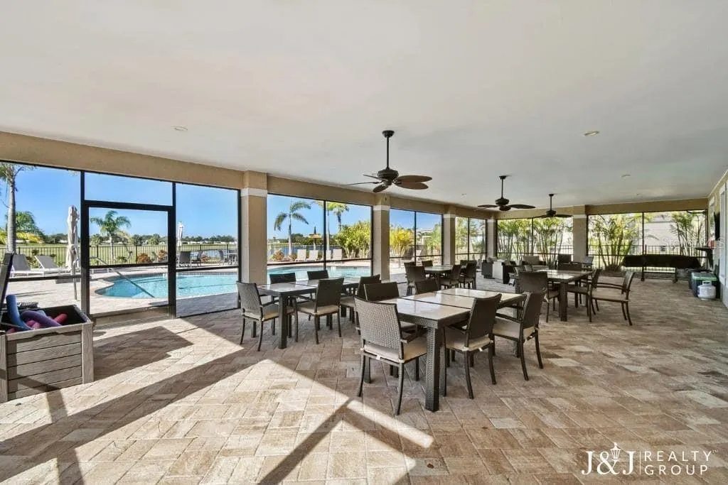 8588 SW SAND CRANE CIR