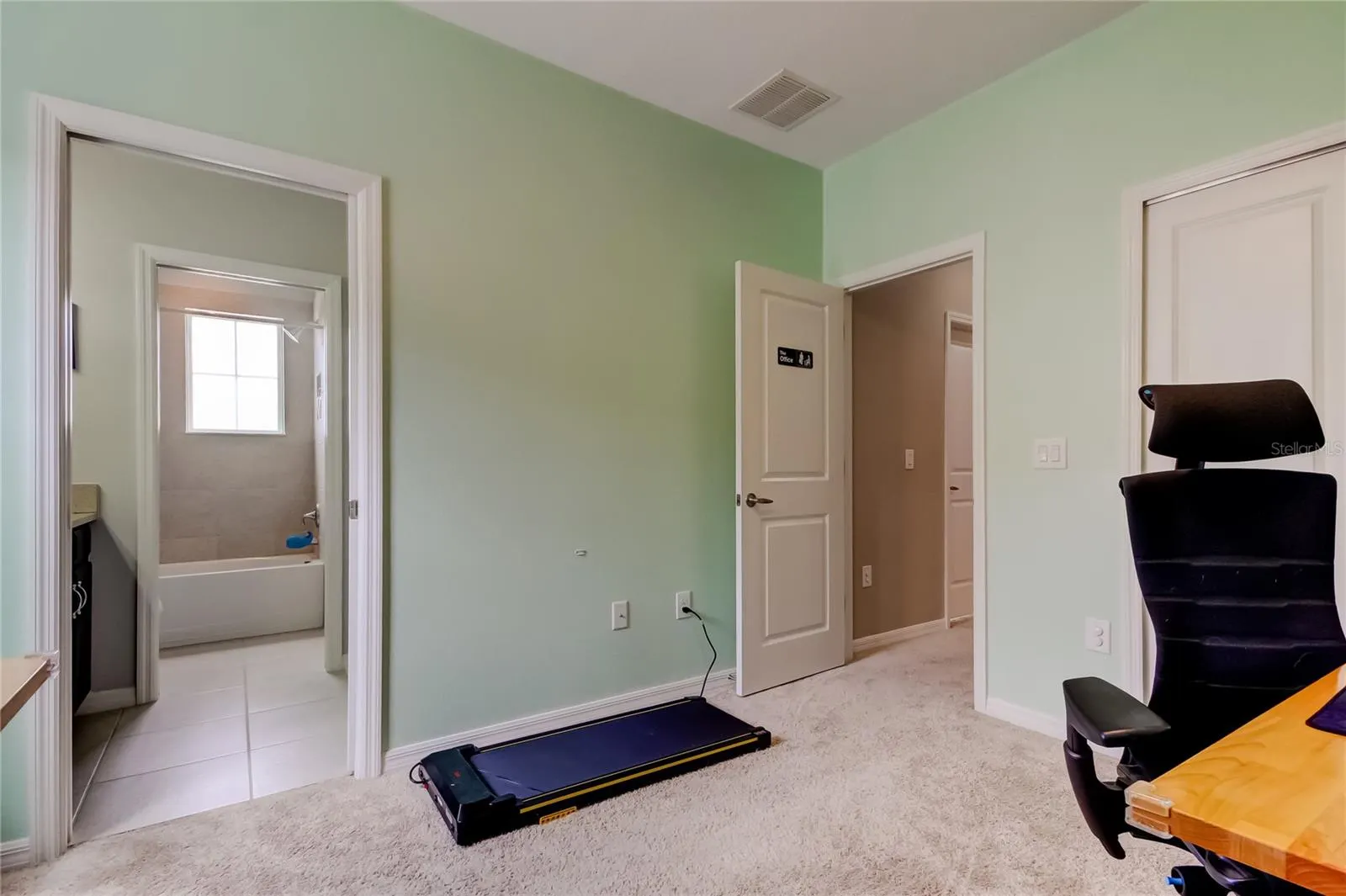 12333 BAYOU FLATS LN
