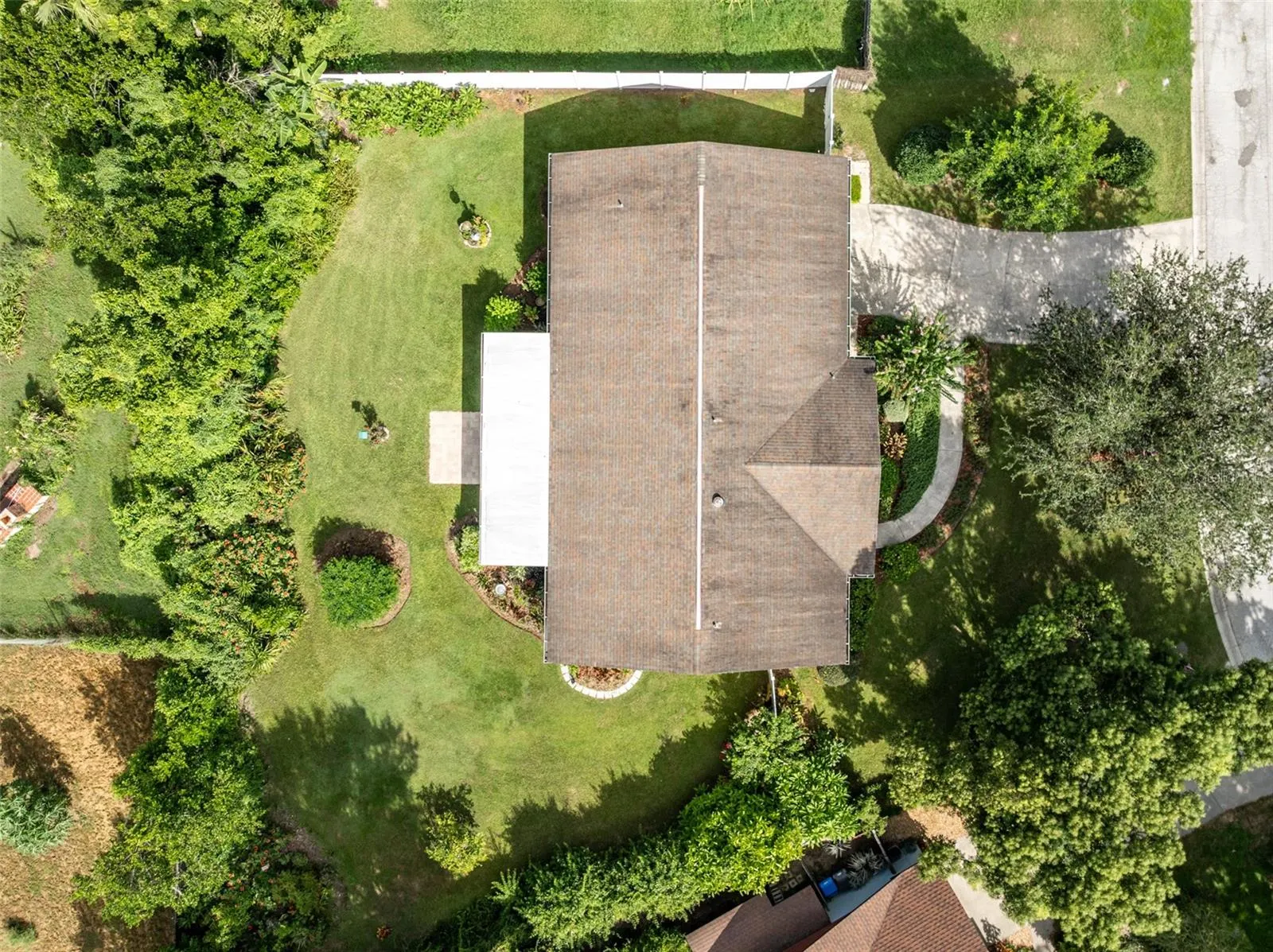 1510 LORETTA CT
