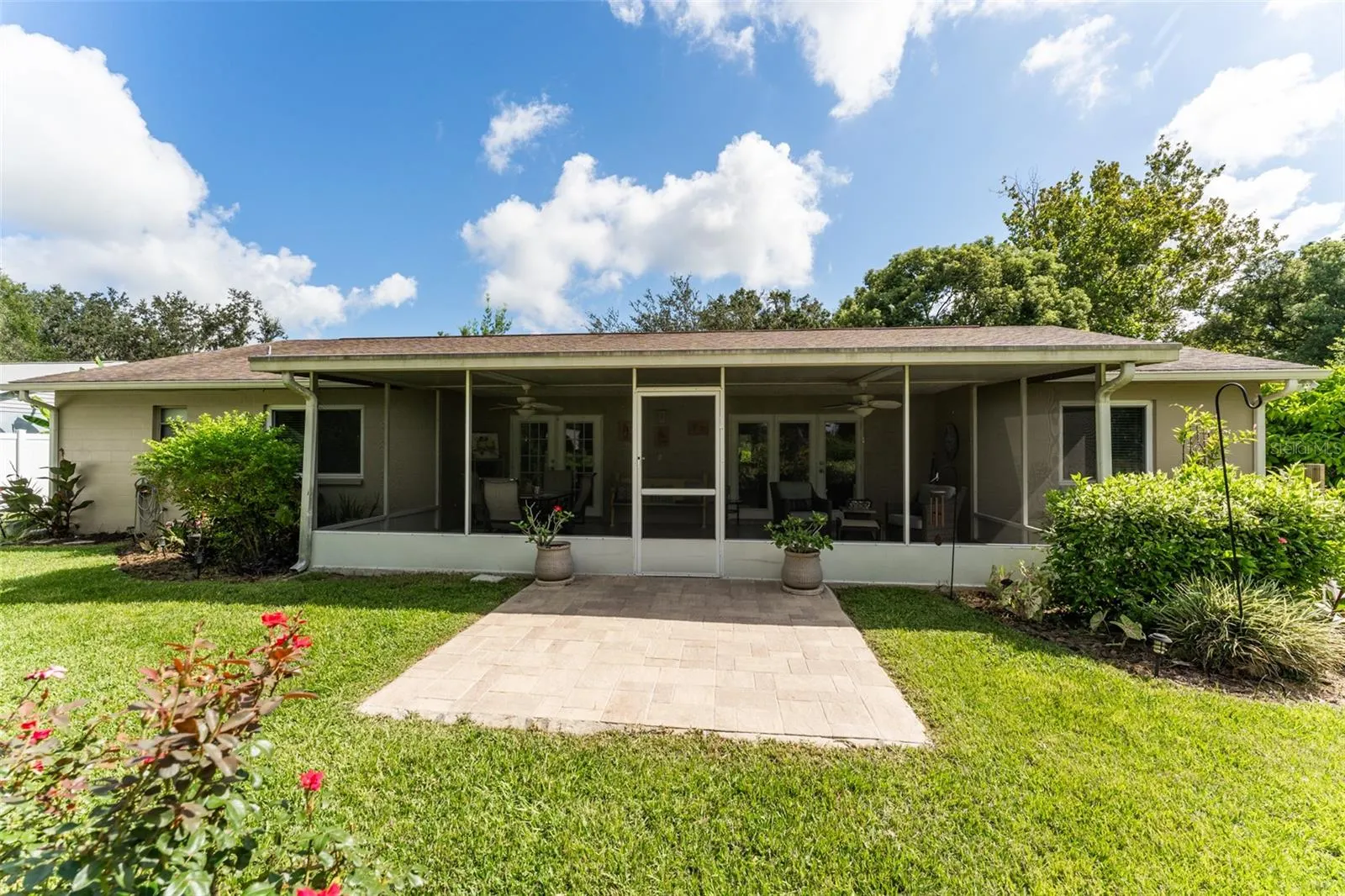 1510 LORETTA CT