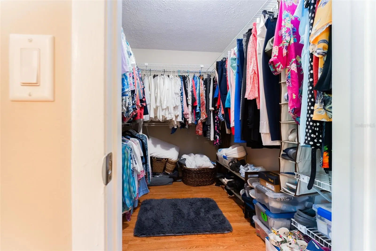 1510 LORETTA CT